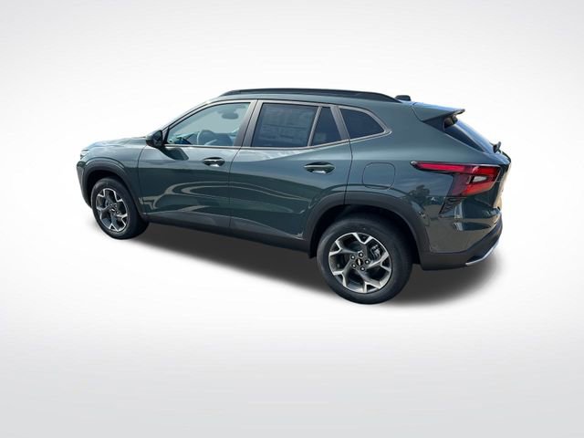 2025 Chevrolet Trax LT photo 3