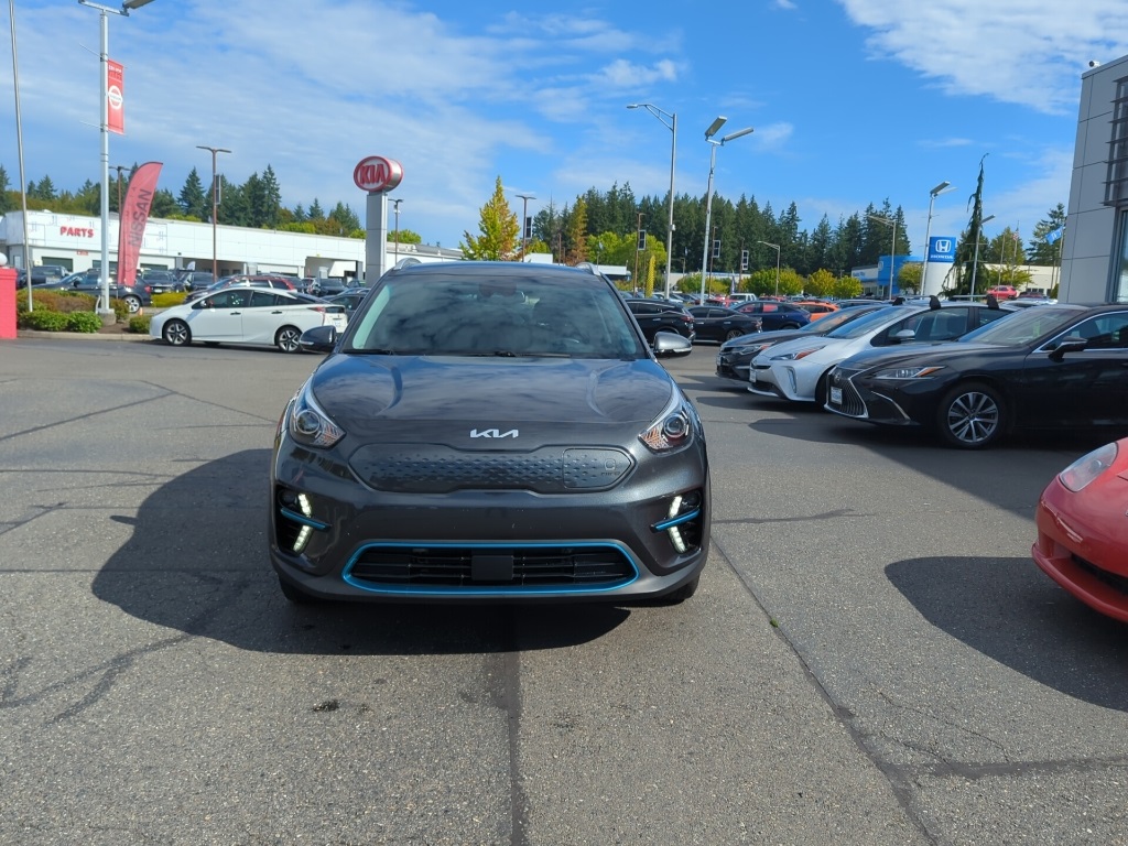 2022 Kia Niro EV EX photo 2