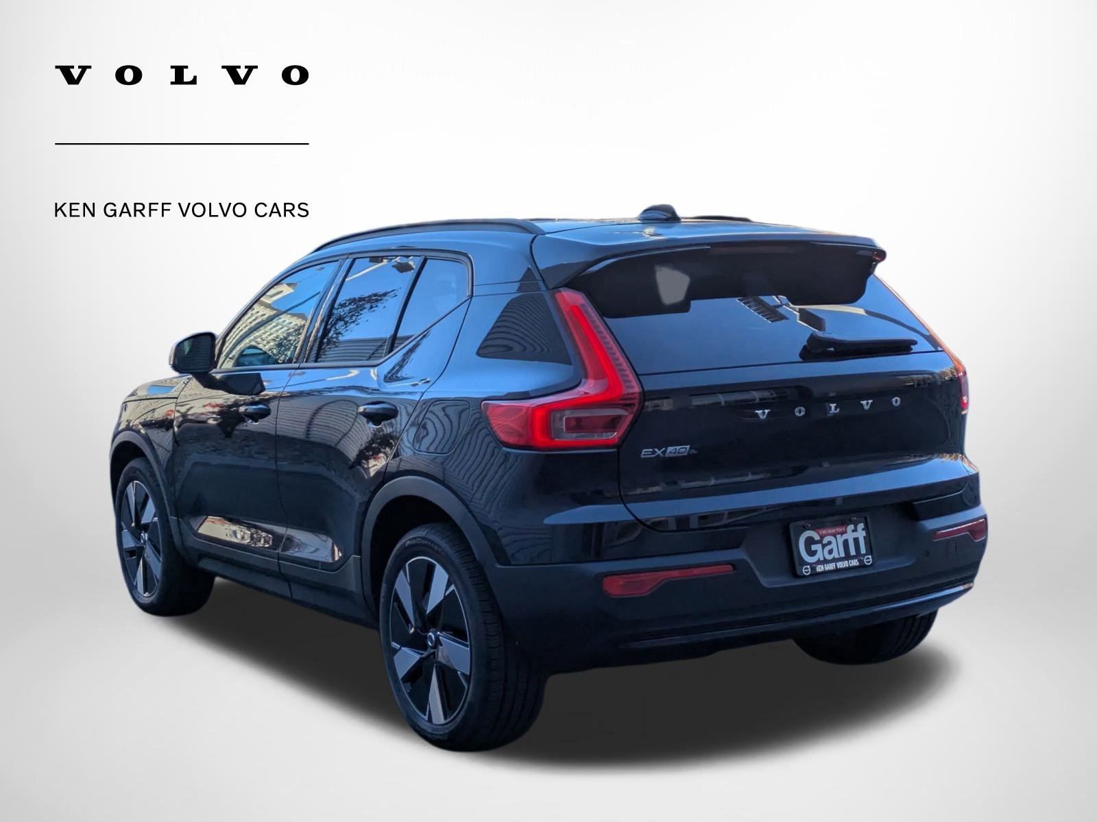 2025 Volvo EX40 Core photo 4