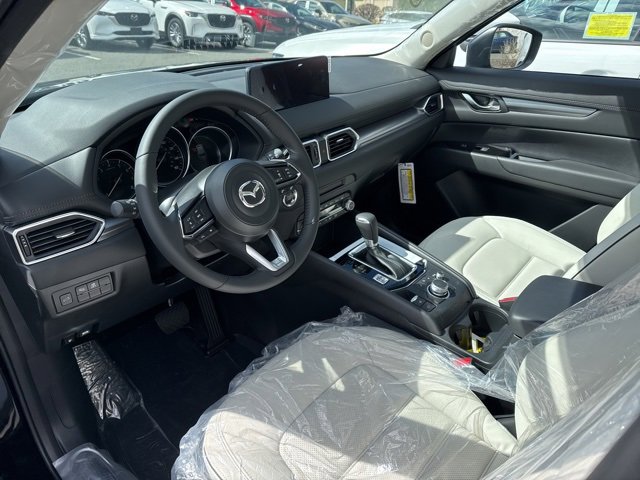 2025 Mazda CX-5 2.5 S Preferred photo 6