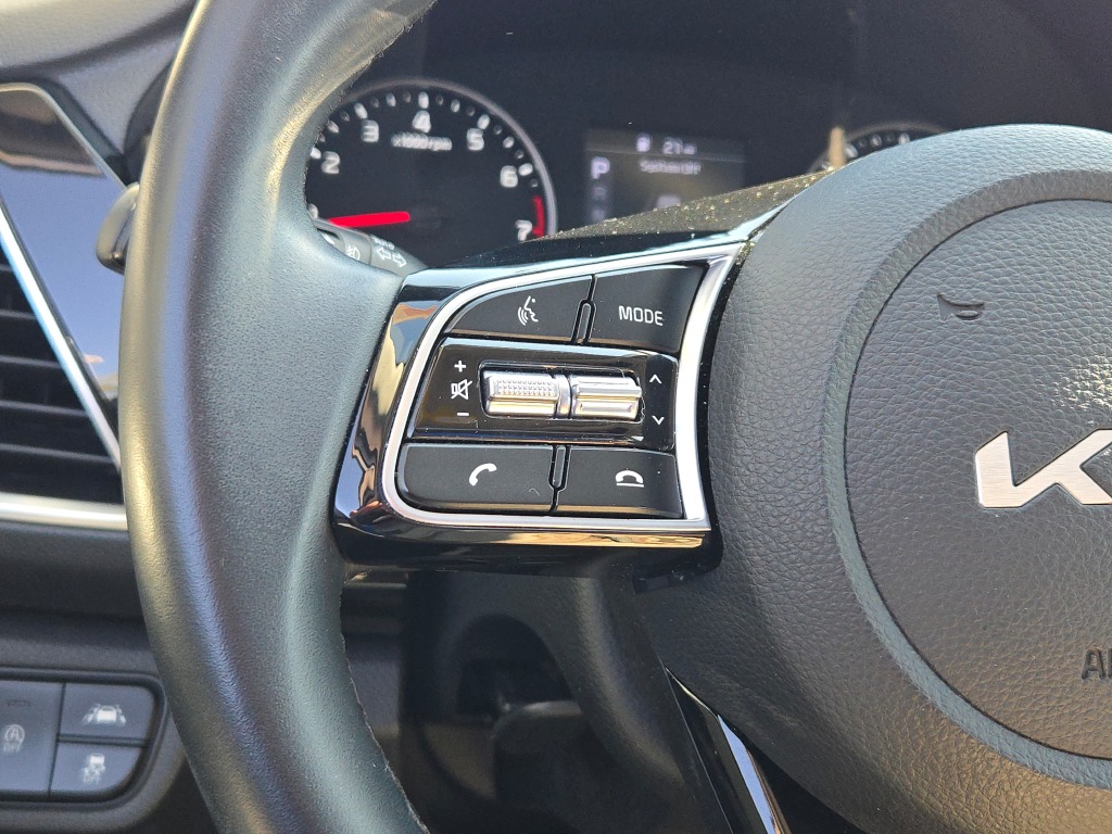 2022 Kia Seltos EX photo 31