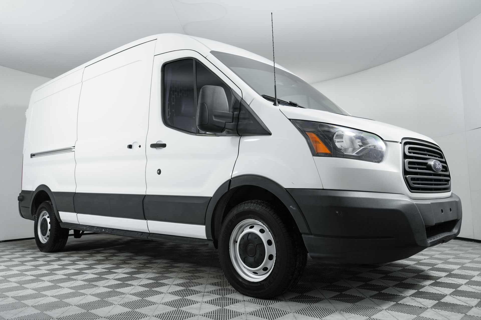 2019 Ford Transit Van Base