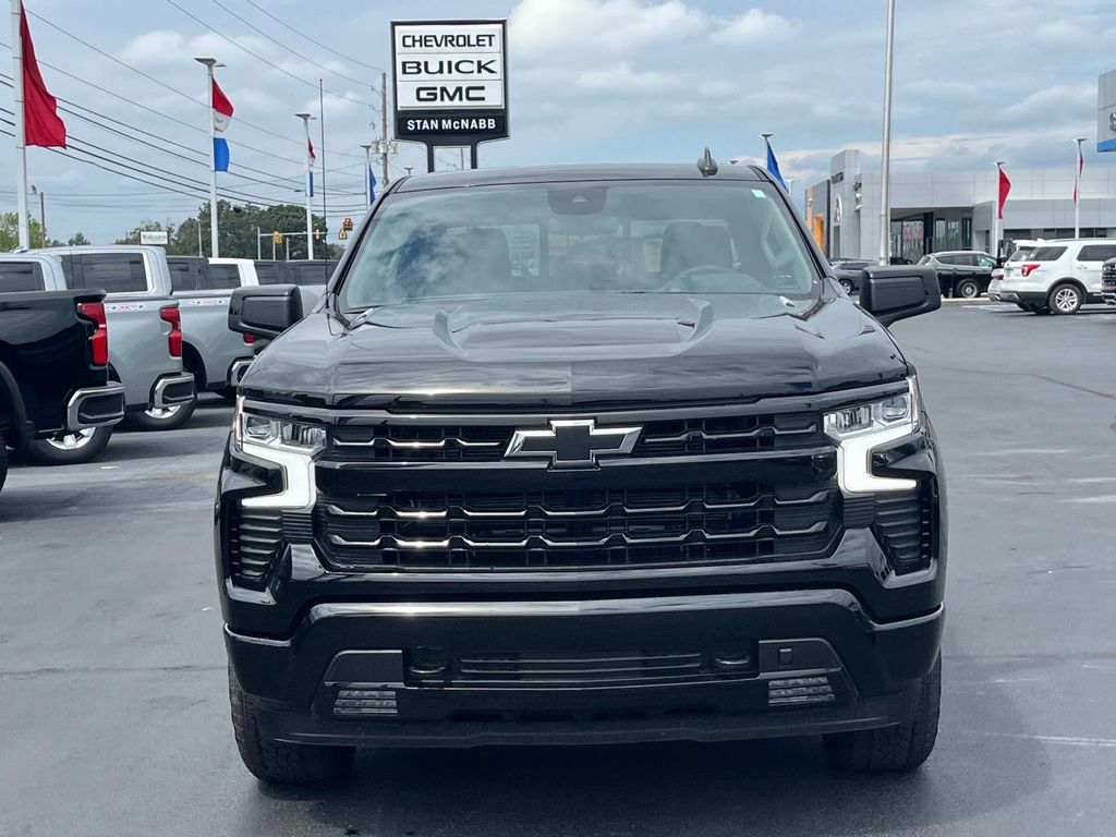 2026 Chevrolet Silverado 1500 RST photo 2