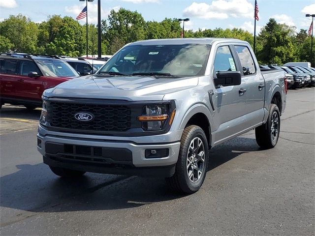 2025 Ford F-150 STX photo 2