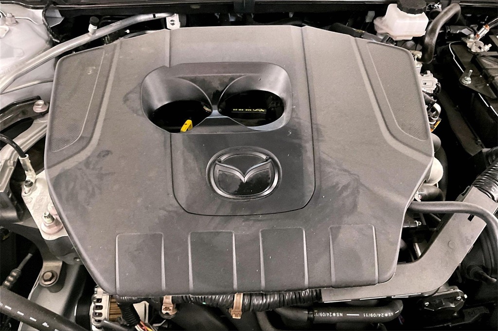 2025 MAZDA CX-50 - Image 31