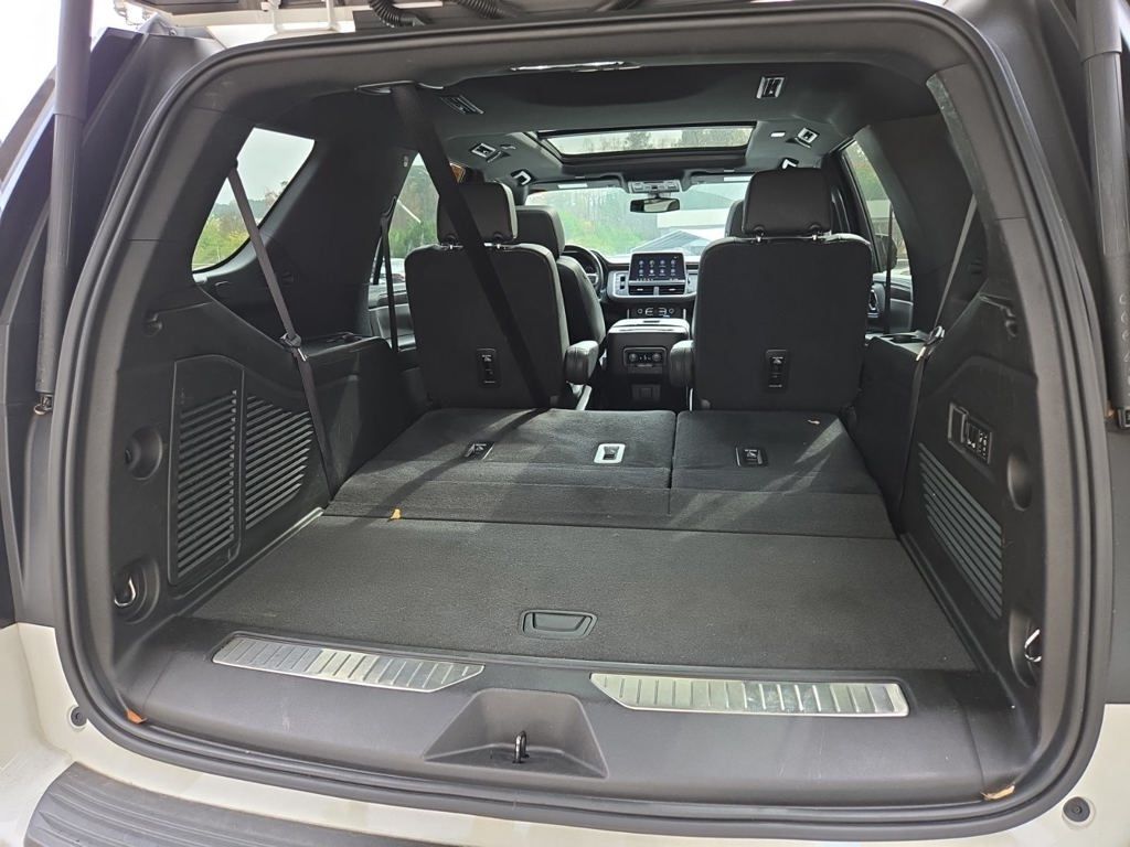 2021 Chevrolet Tahoe Z71 photo 3