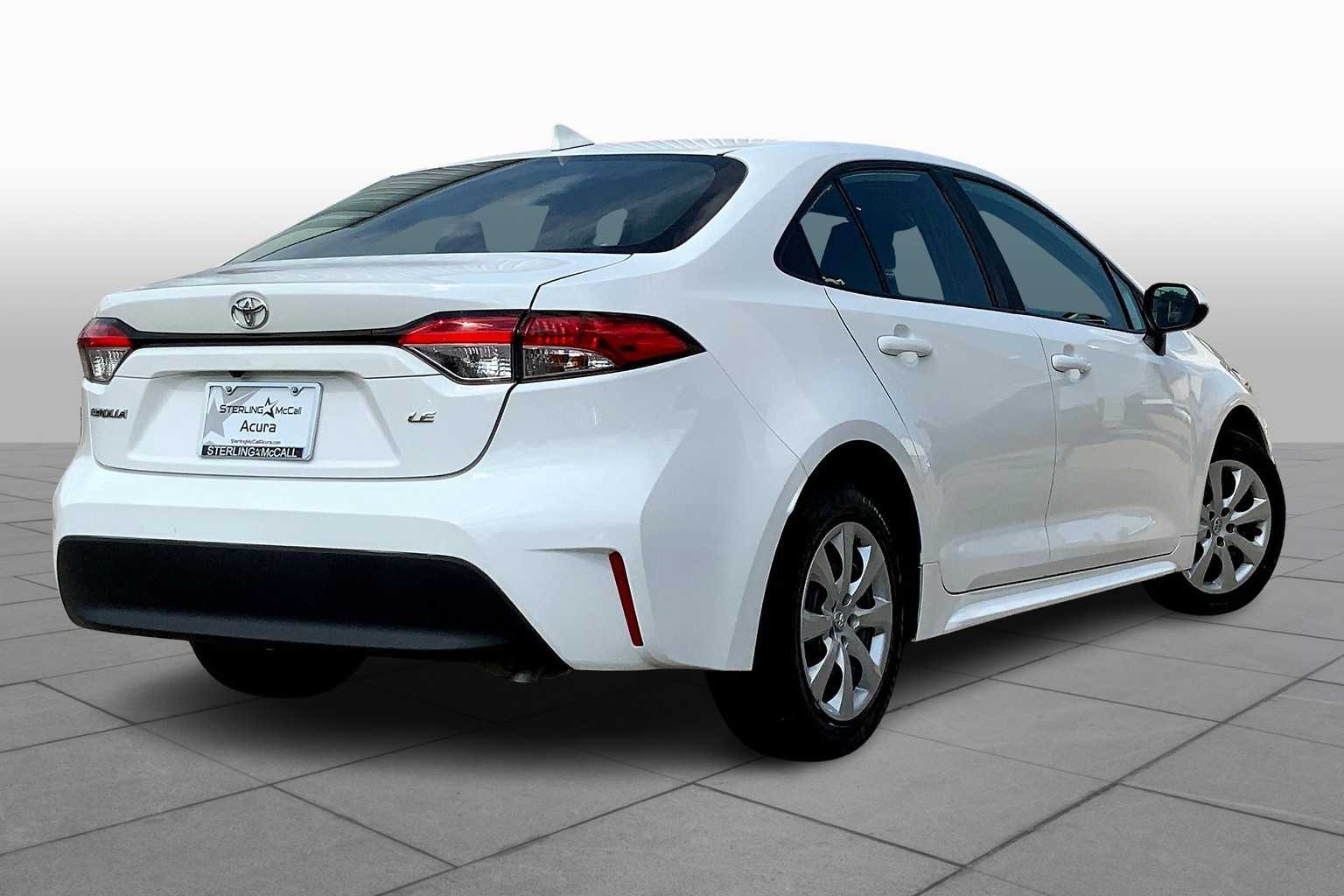 2024 Toyota Corolla LE photo 12