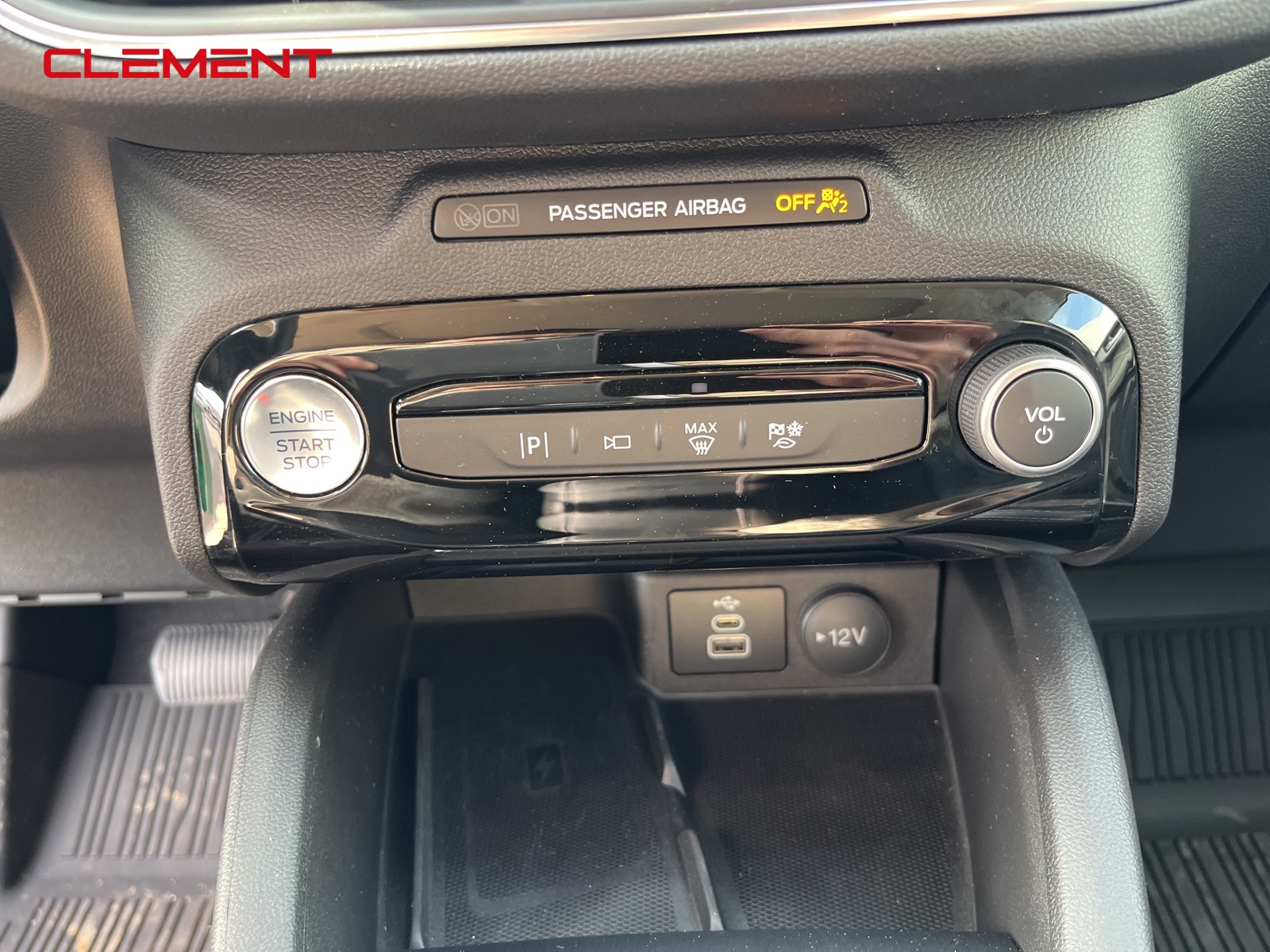 2024 Ford Escape Premium photo 14