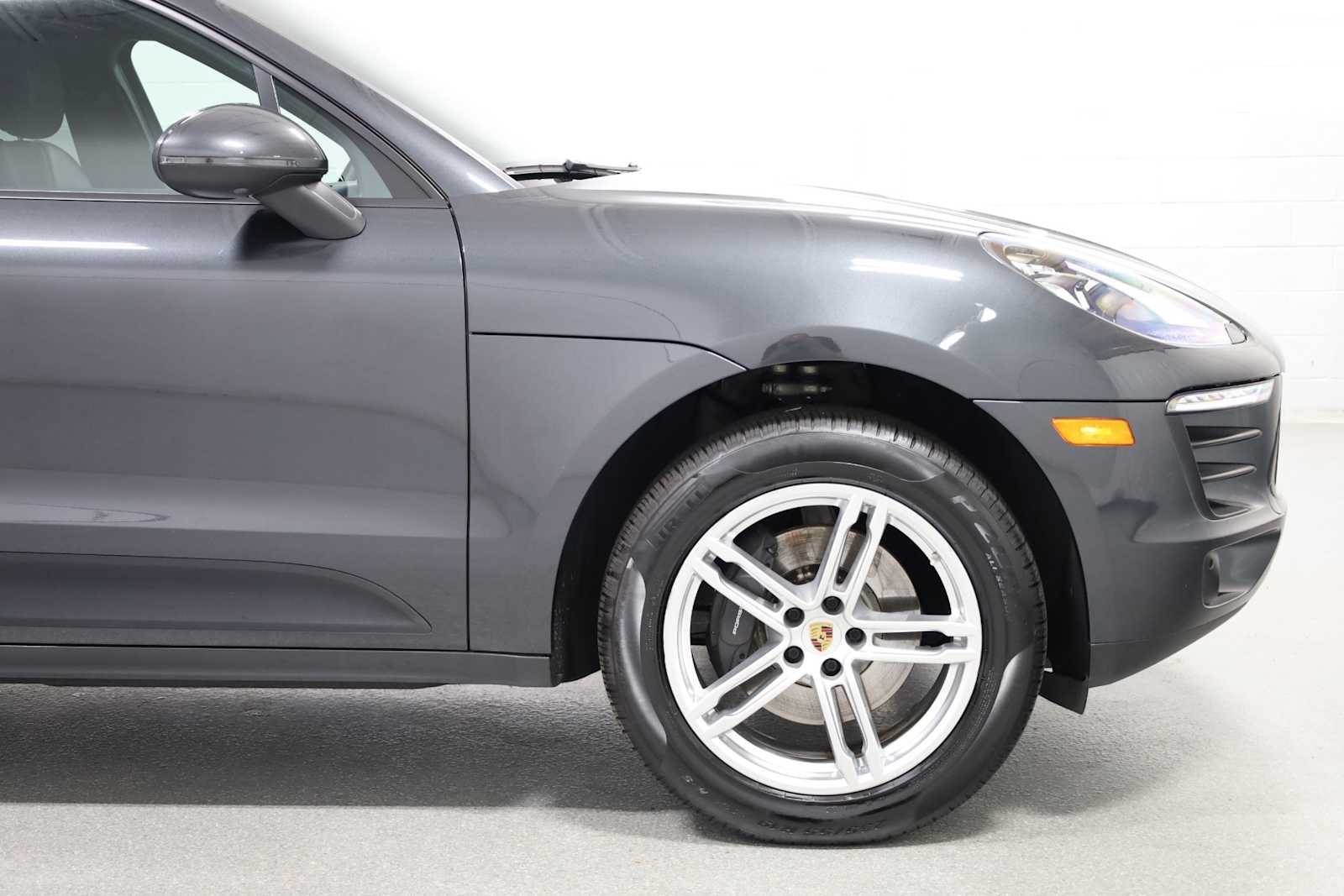 2018 Porsche Macan photo 10