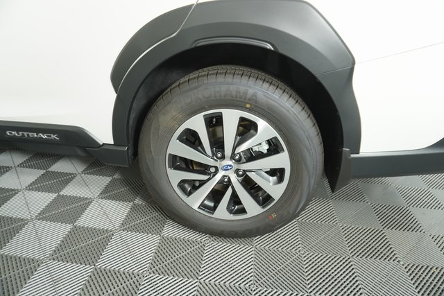 2025 Subaru Outback Premium photo 7