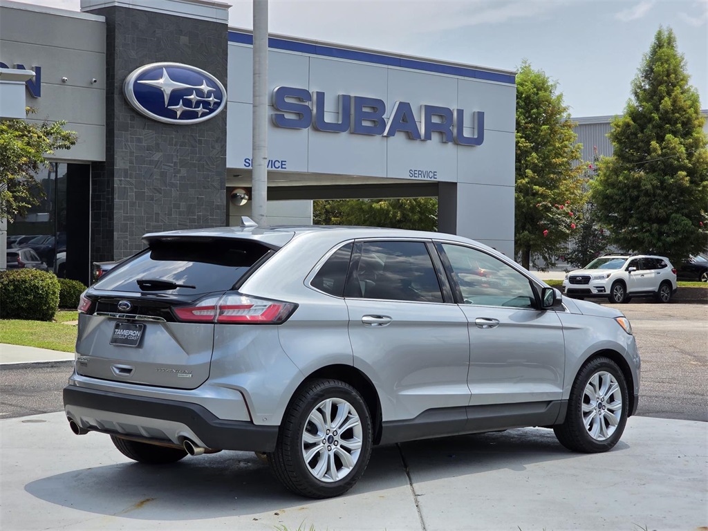 2020 Ford Edge Titanium photo 5