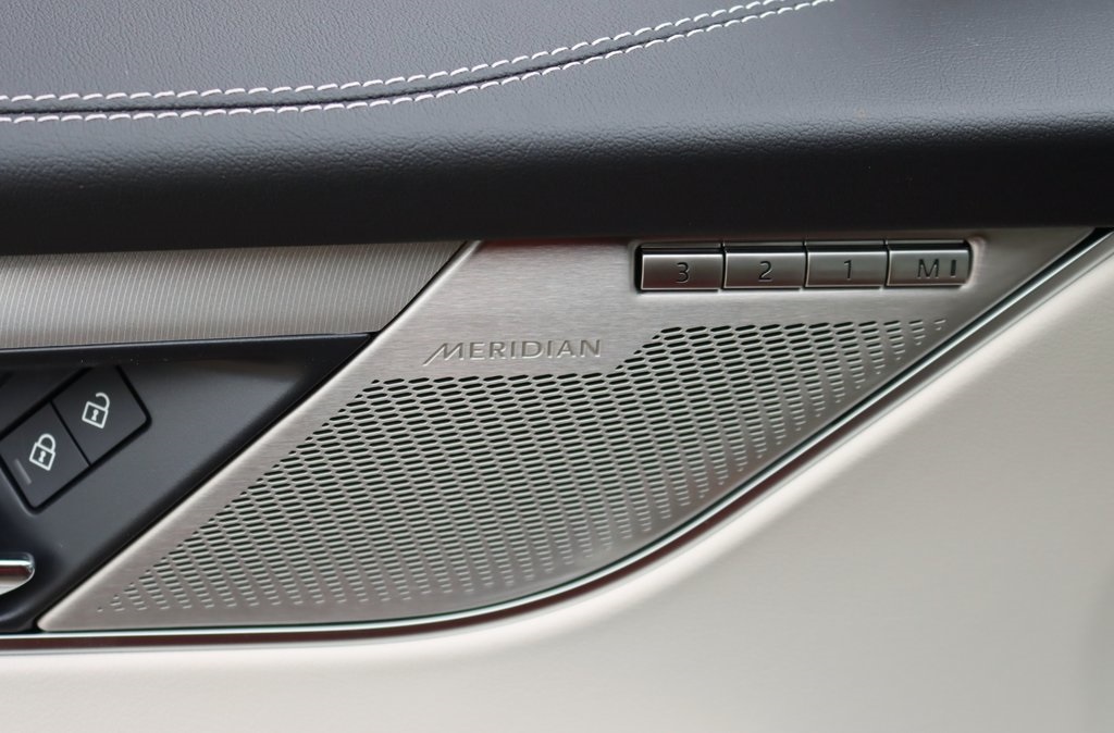 2026 JAGUAR F-PACE - Image 11