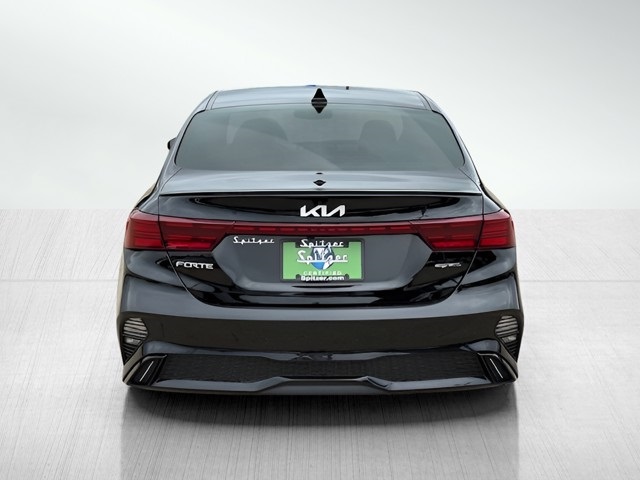 2023 Kia Forte GT-Line photo 6