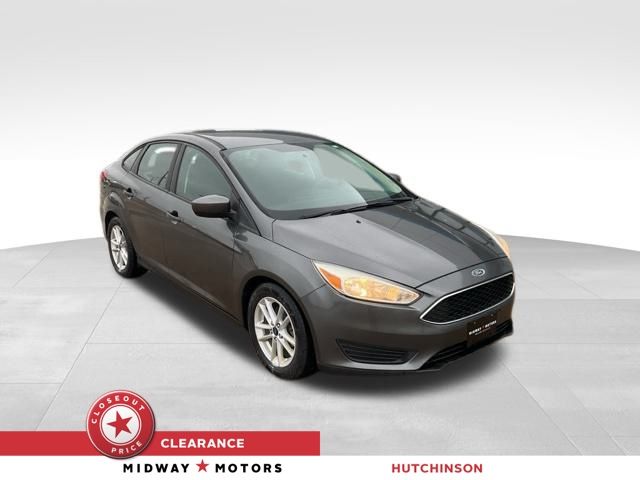 2018 Ford Focus SE's photo