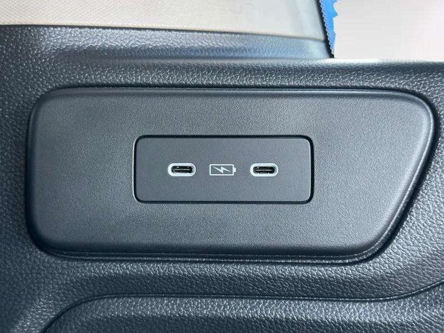 2025 Honda Odyssey Touring photo 33