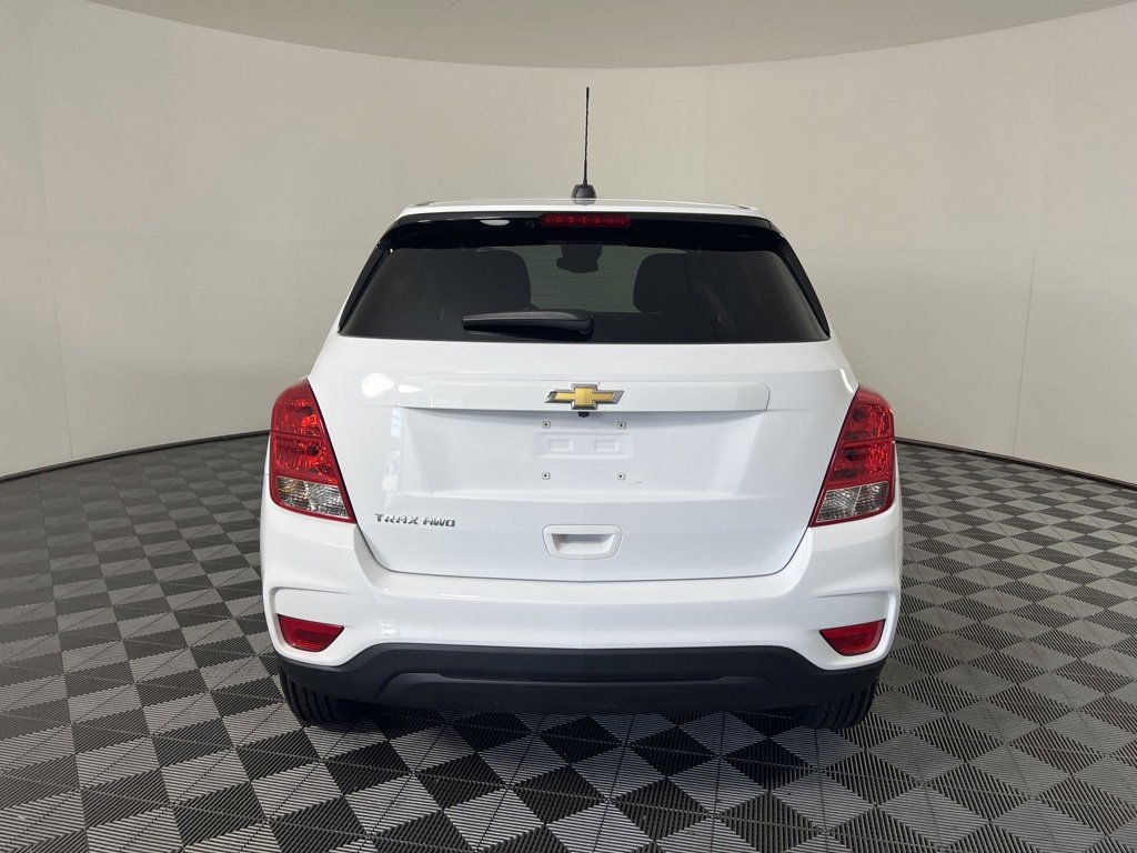 2022 Chevrolet Trax LS photo 22