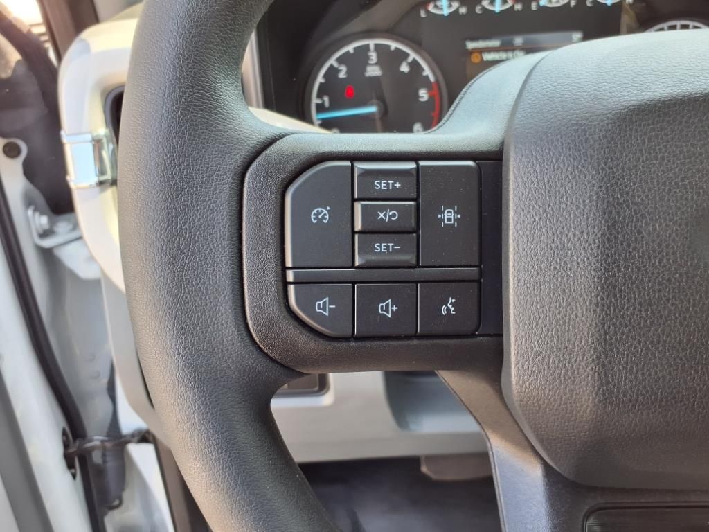 2023 FORD F-350 - Image 39