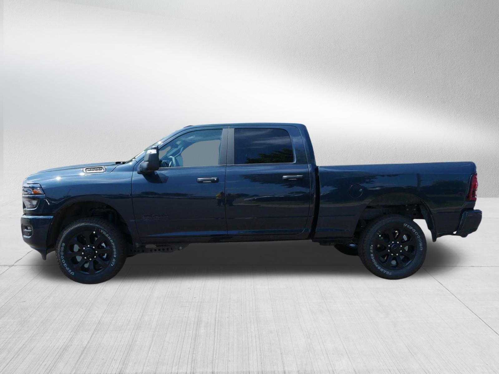 2026 Ram 2500 Big Horn photo 4