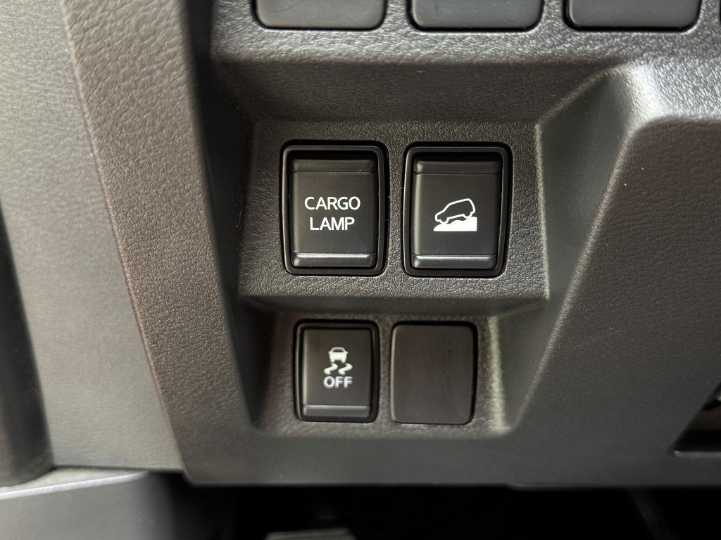 2022 Nissan Frontier SV photo 30
