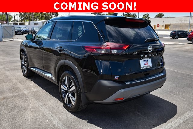 2023 Nissan Rogue SL photo 3