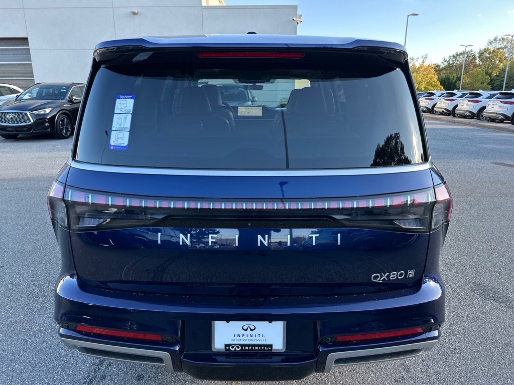 2025 Infiniti QX80 Luxe photo 4