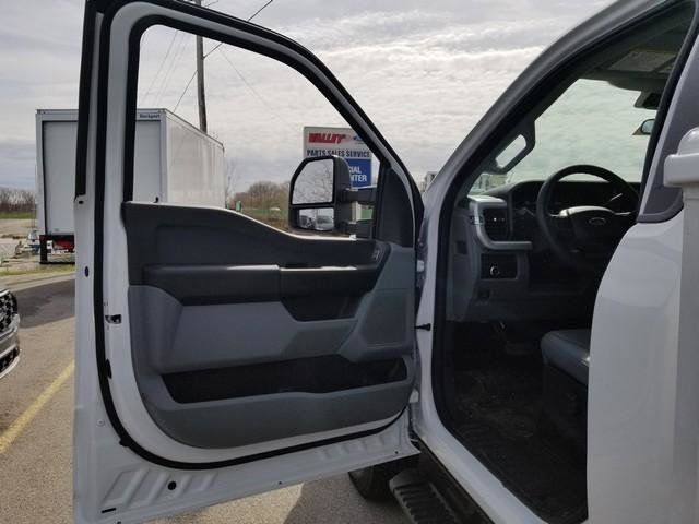 2025 Ford F-350 XL photo 19