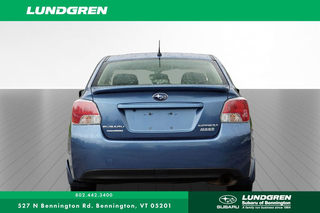 2015 Subaru Impreza 2.0i Premium photo 3