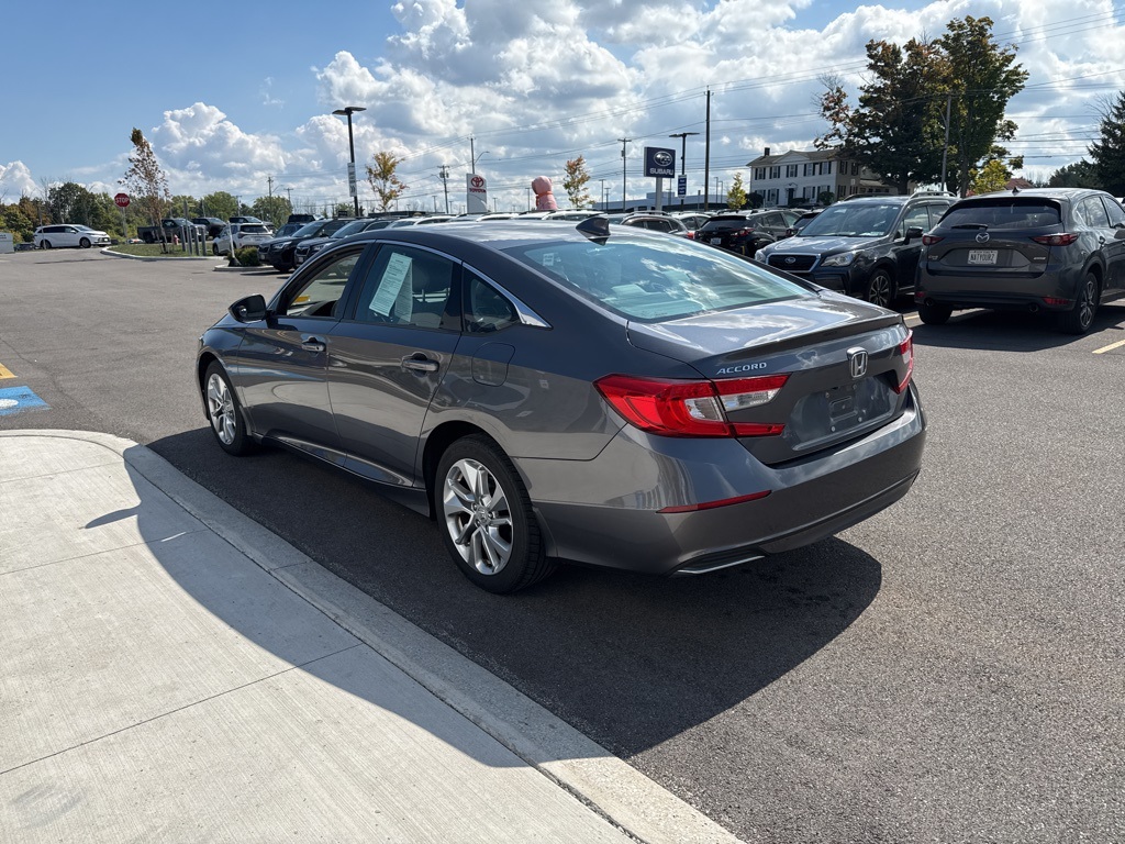 2018 Honda Accord LX photo 3