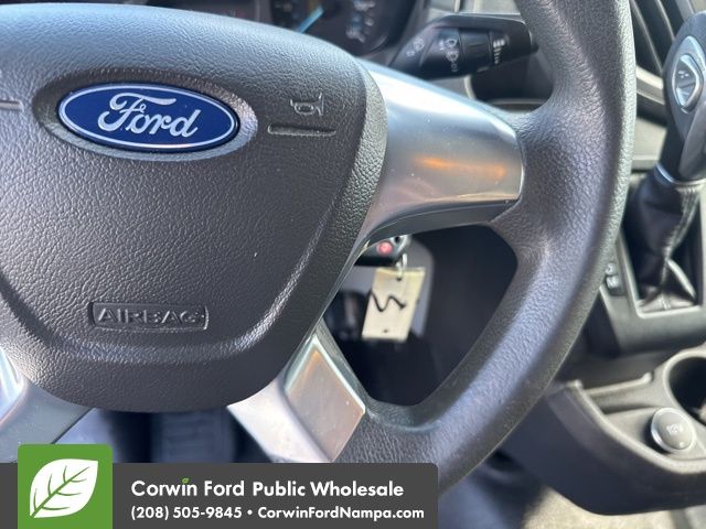 2017 Ford Transit photo 12