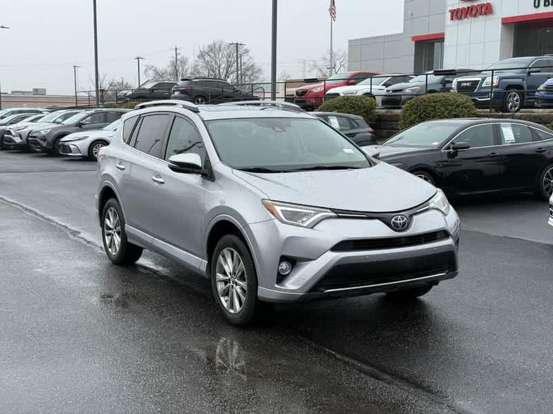 2017 Toyota RAV4 Platinum