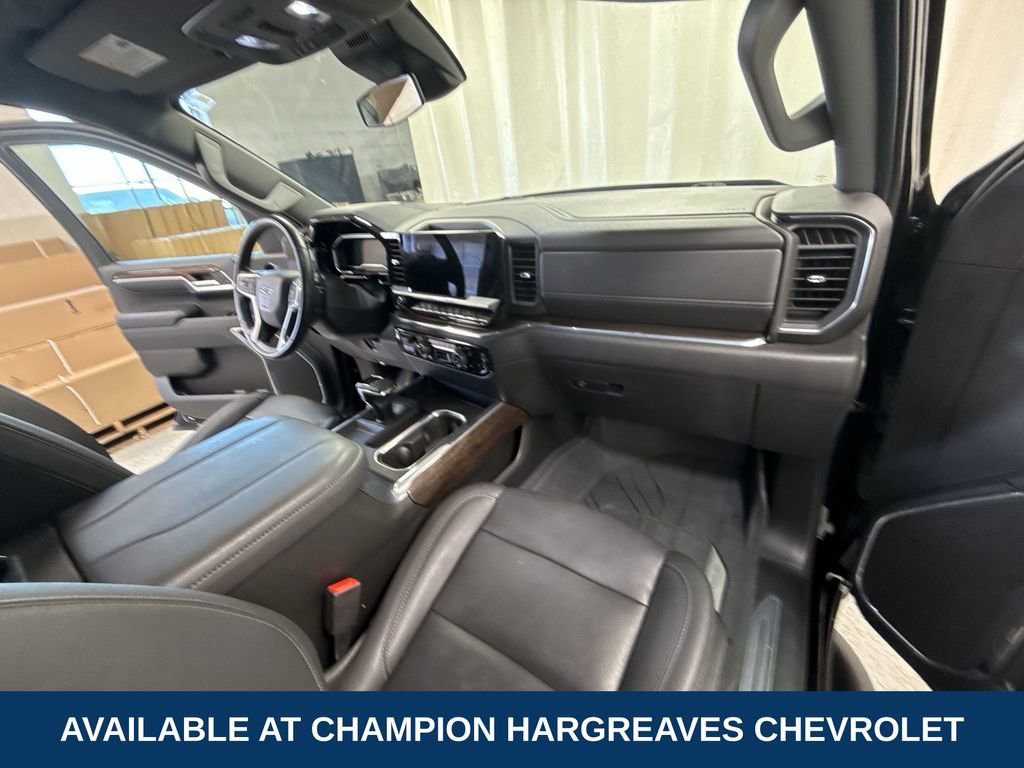 2023 Chevrolet Silverado 1500 RST photo 28