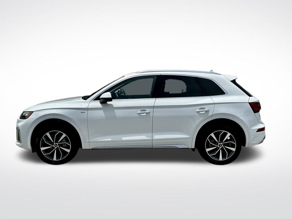2023 Audi Q5 45 S line Premium photo 3