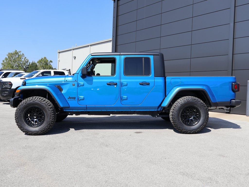 2022 Jeep Gladiator Sport photo 2