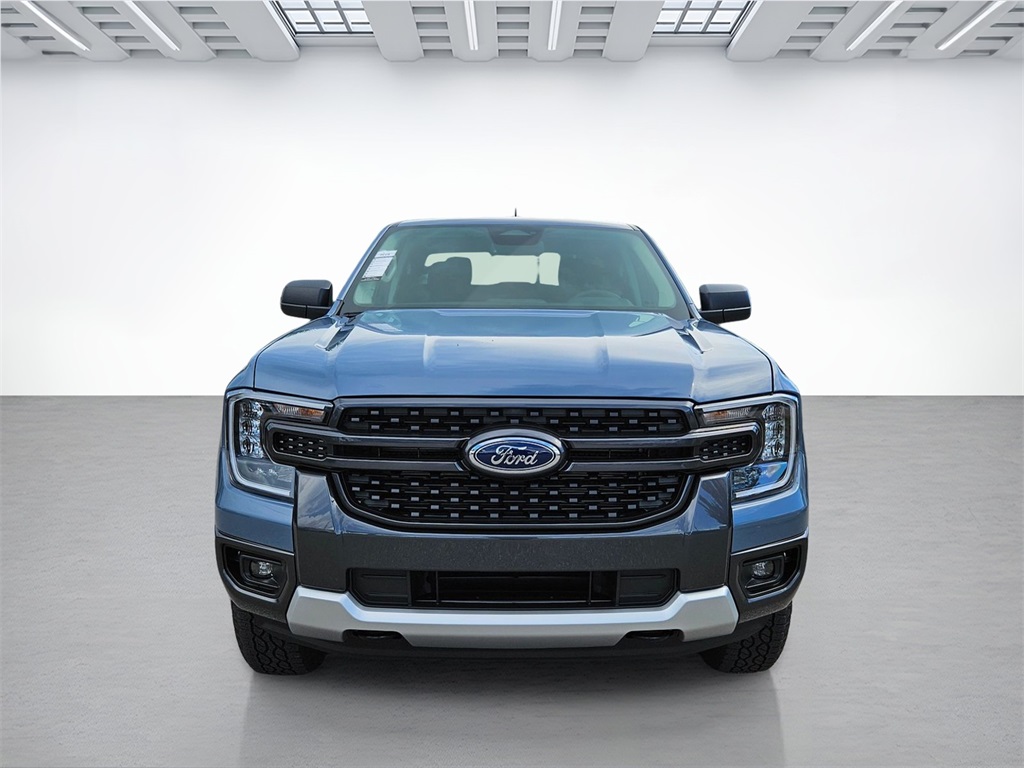 2025 Ford Ranger XLT photo 2