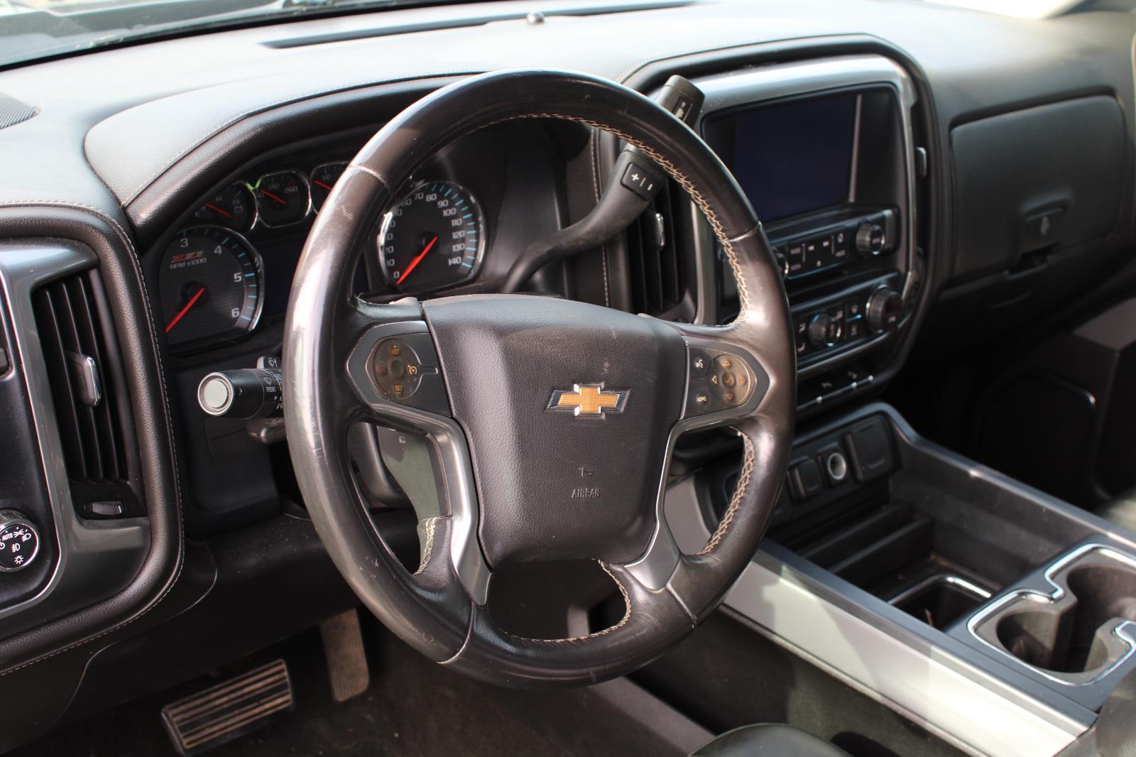 2016 Chevrolet Silverado 1500 LTZ photo 9