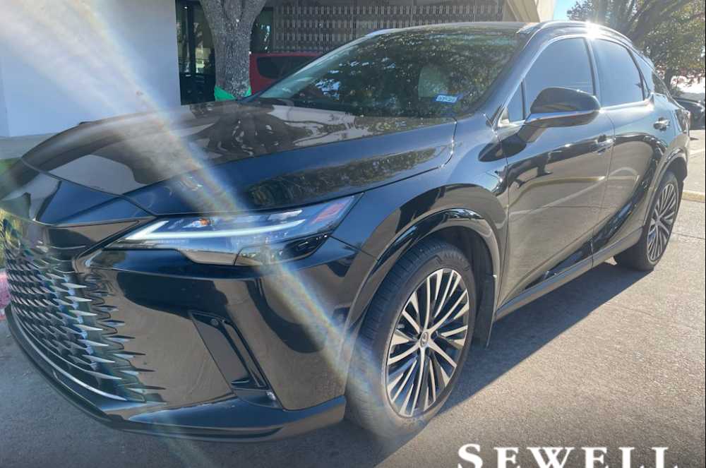 2023 Lexus RX 350's photo