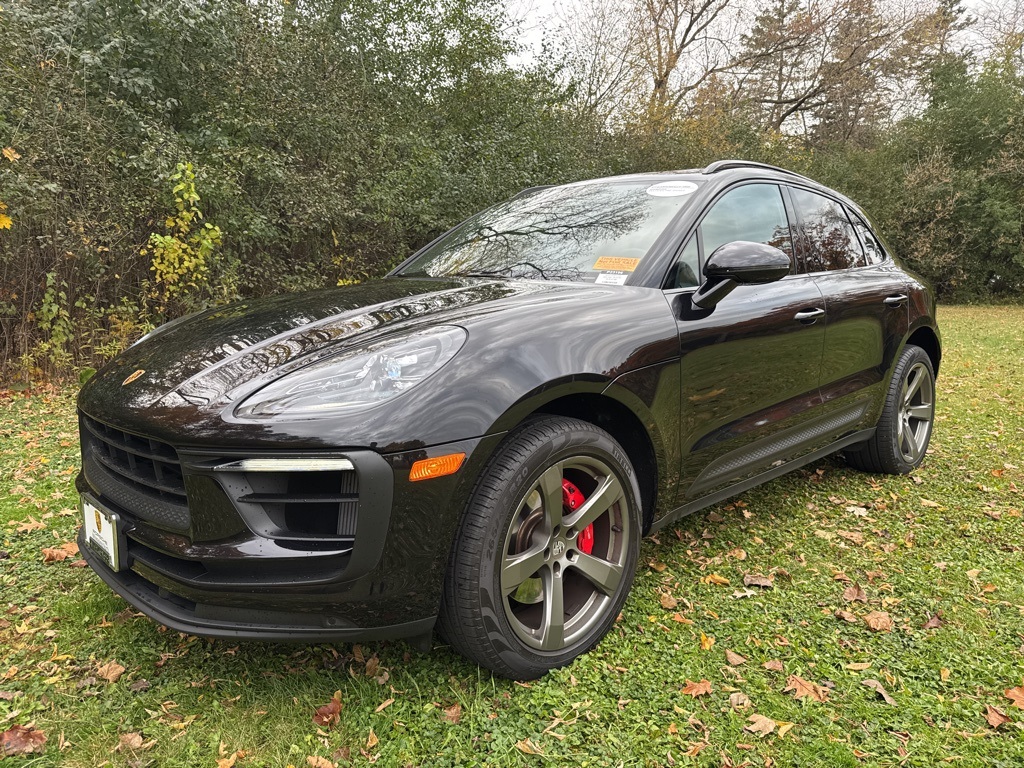 2022 Porsche Macan S