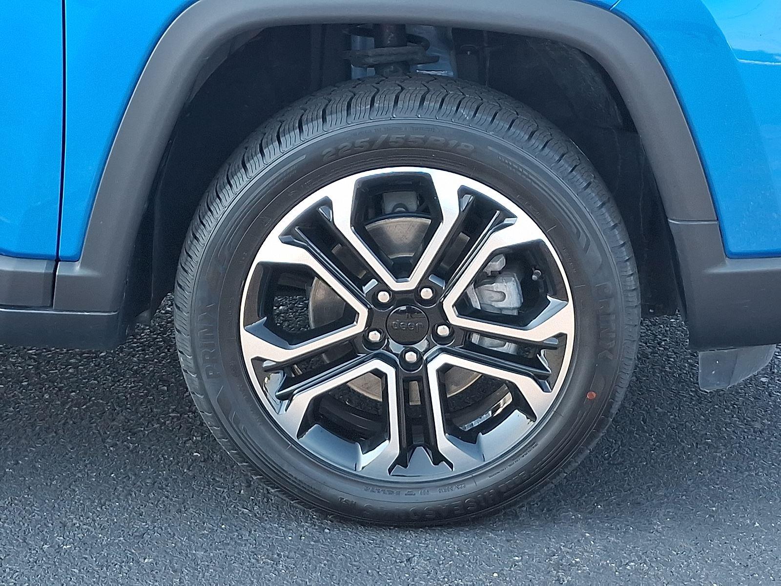 2022 Jeep Compass Limited photo 8