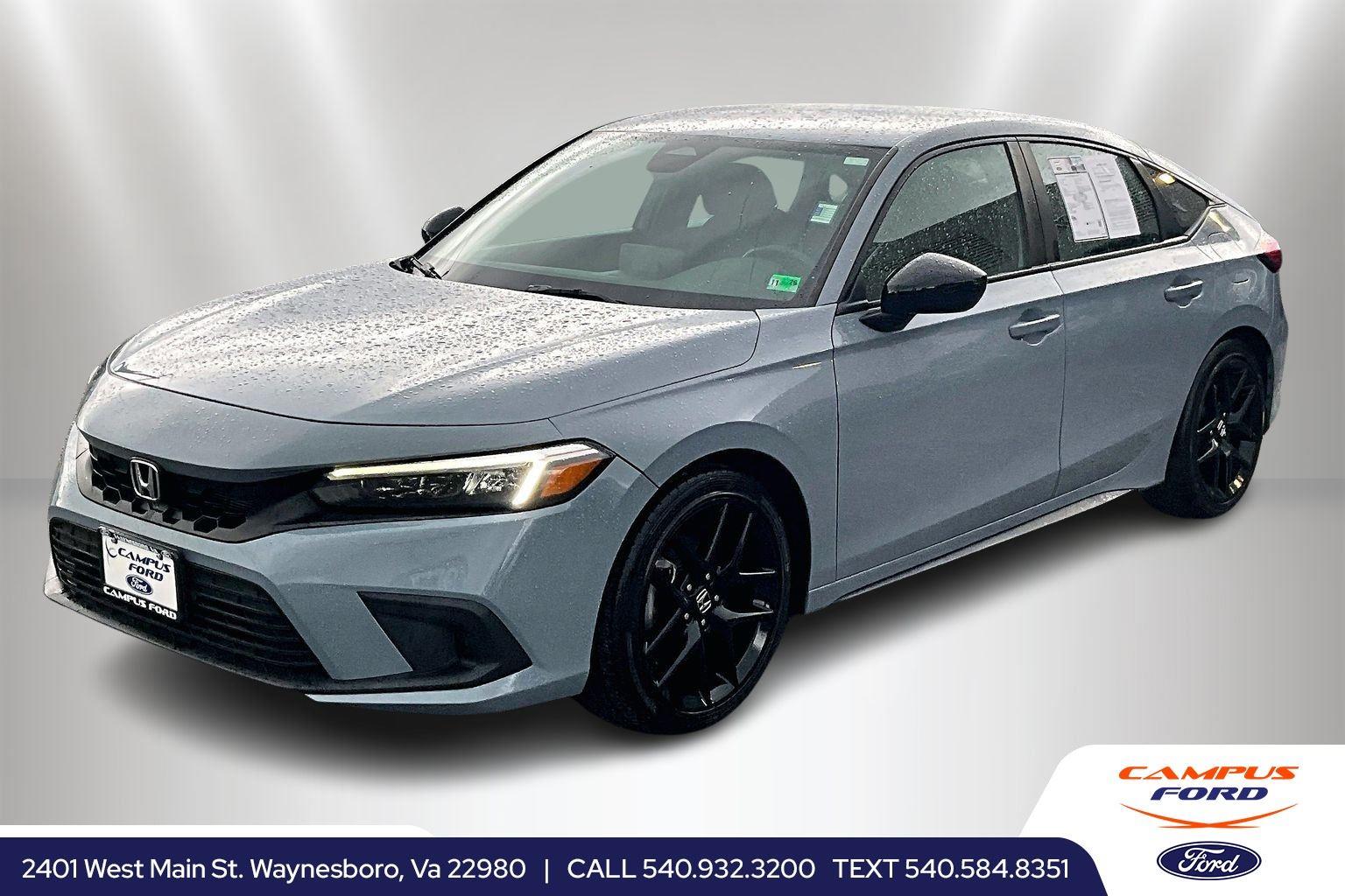 2024 Honda Civic Hatchback Sport's photo