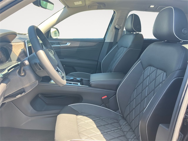2025 Volkswagen Atlas SEL Premium R-Line photo 5