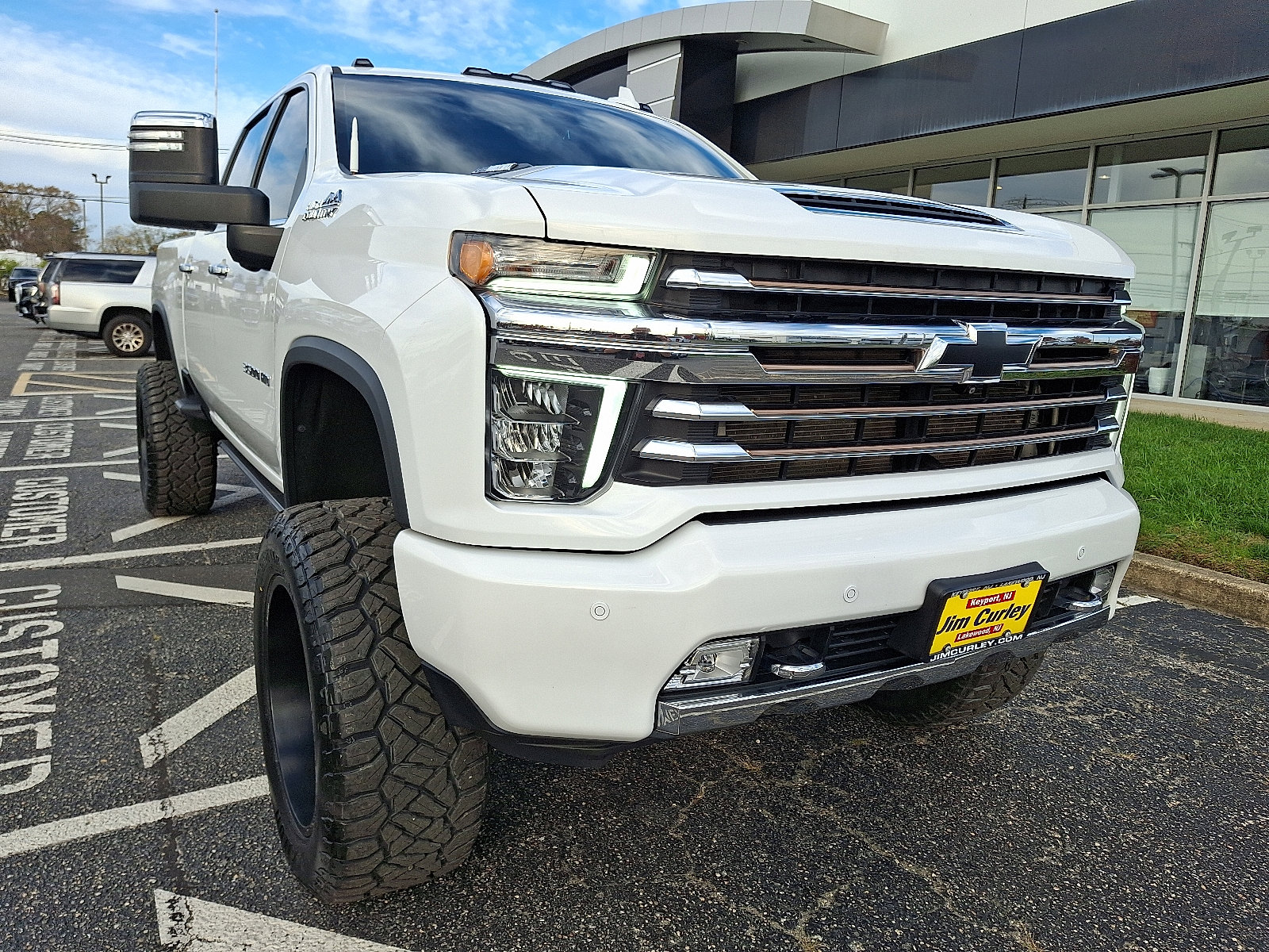 2021 Chevrolet Silverado 3500HD High Country photo 2