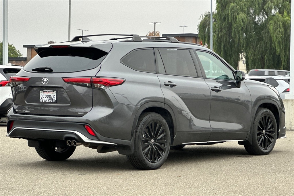 2023 Toyota Highlander XSE photo 4