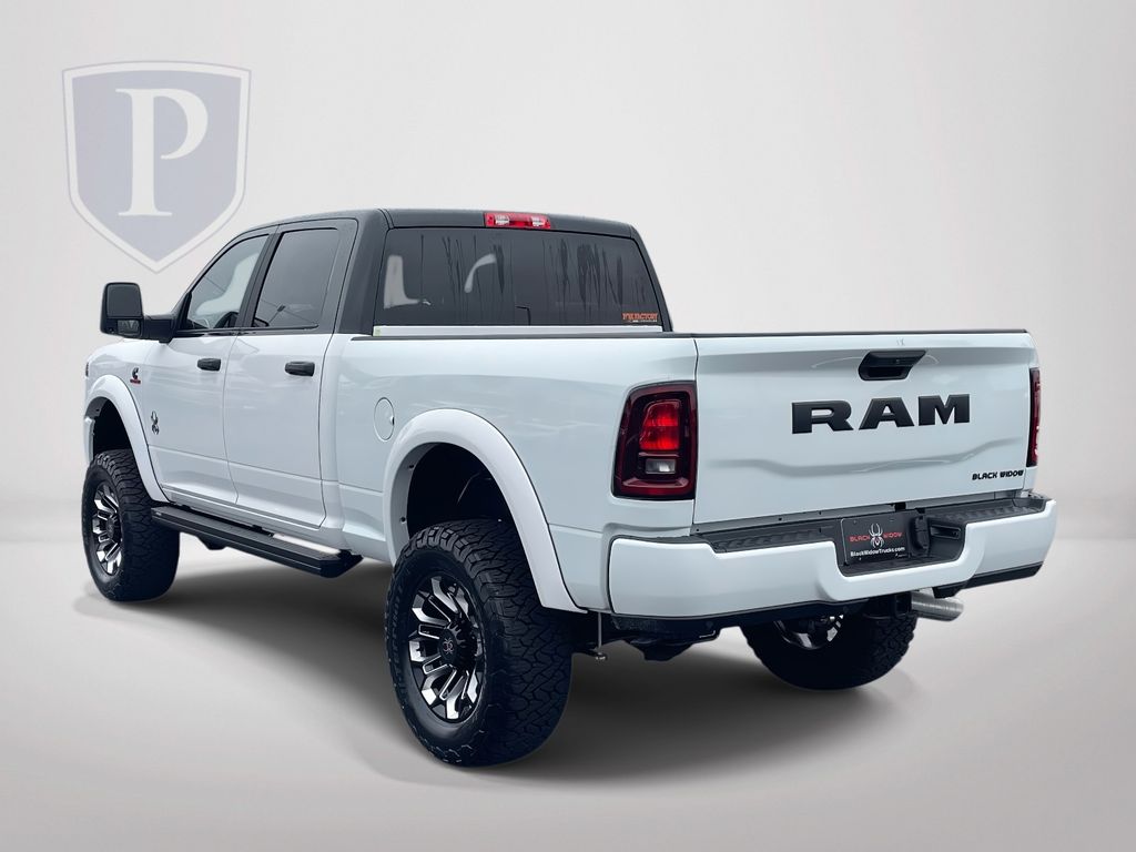 2025 Ram 2500 Big Horn photo 5