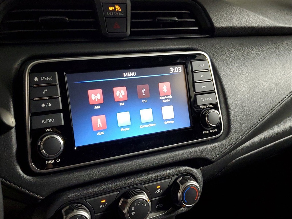 2025 Nissan Versa 1.6 S photo 23