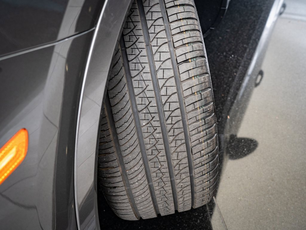 2024 Porsche Cayenne photo 35