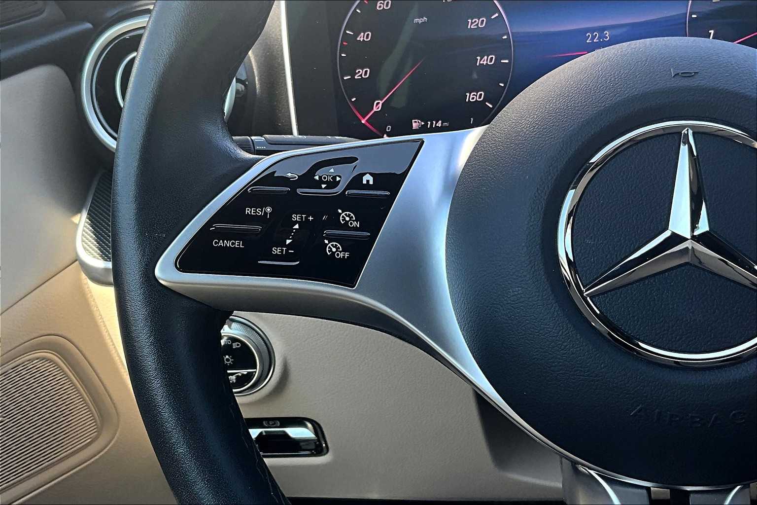 2025 Mercedes Benz C 300 photo 22