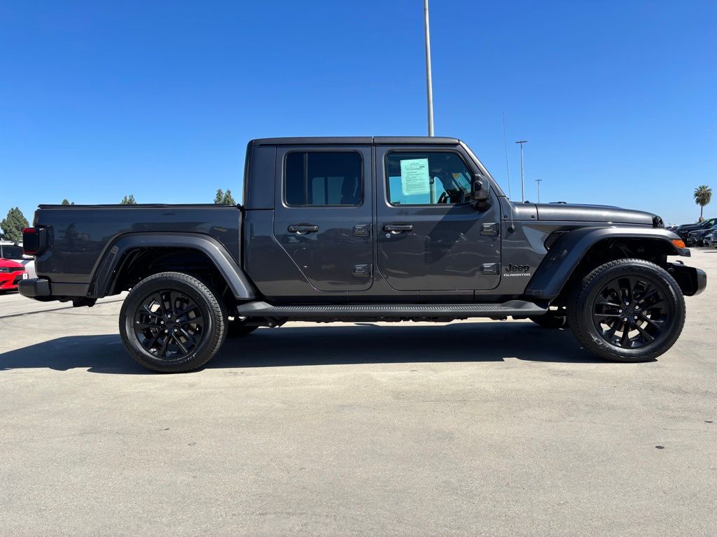 2021 Jeep Gladiator High Altitude photo 2