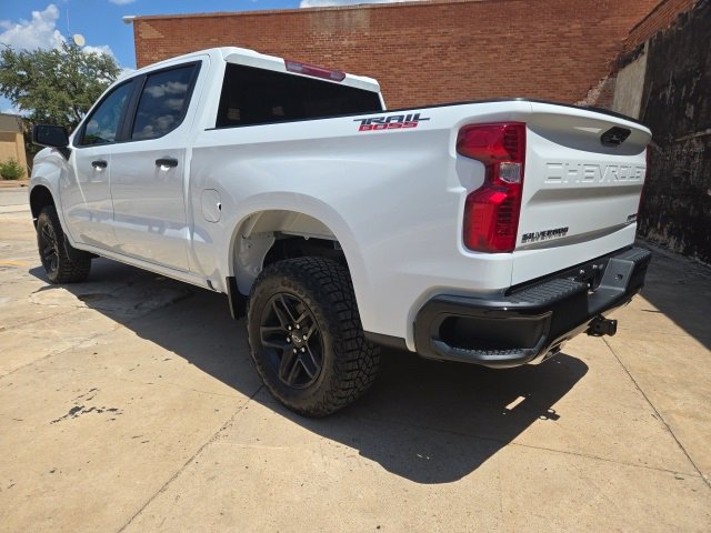 2026 Chevrolet Silverado 1500 Custom Trail Boss photo 5