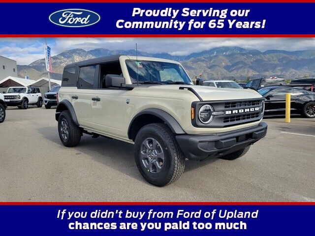 2025 Ford Bronco 4-Door Big Bend's photo