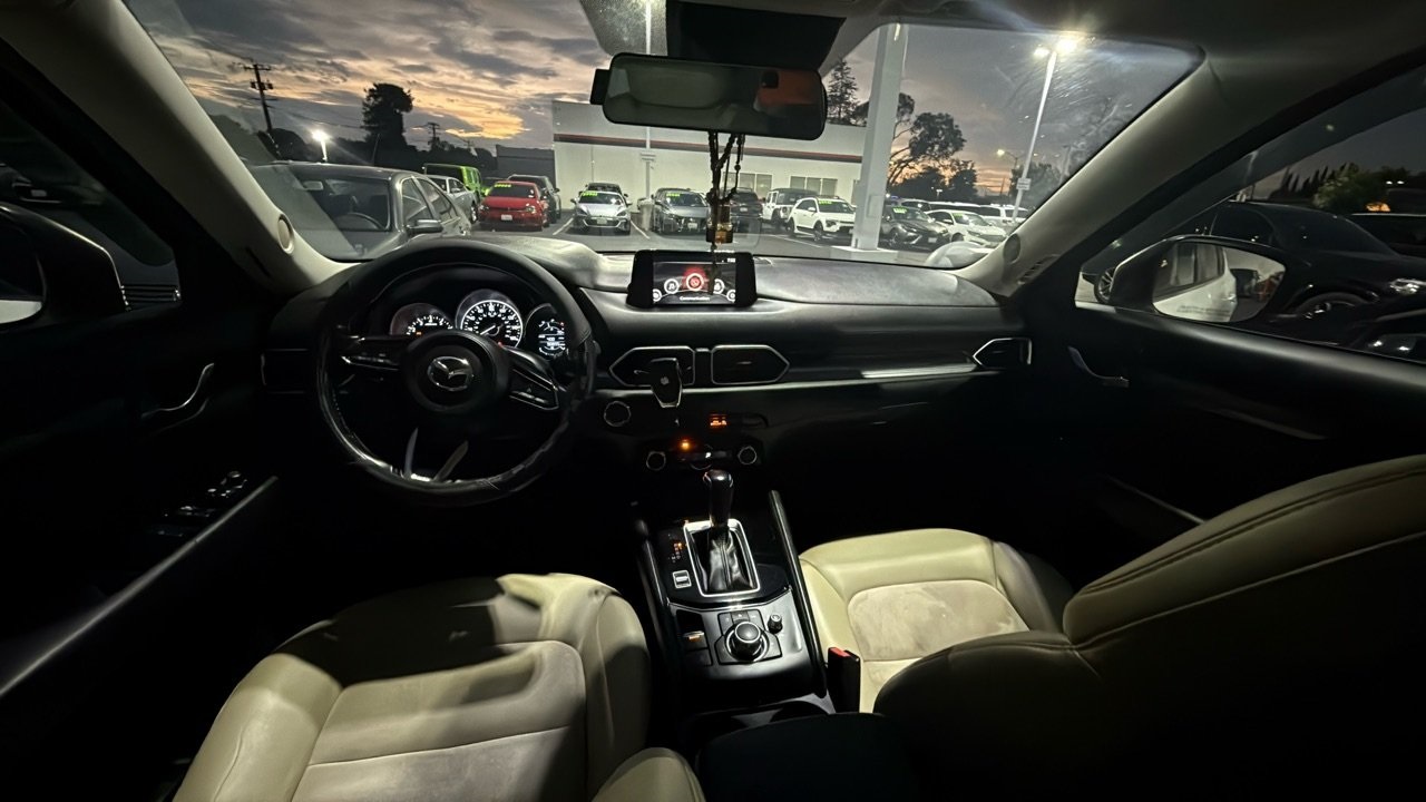 2017 Mazda CX-5 Touring photo 3